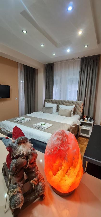 Design Apartment Business Lux 4 Star "Rio" Completely Business Lux Place In The City Center & Free Included Industry Optical Wifi & Netflix & Keyless Code Entry & Full Smart App & Kitchen & Washing Machine & Wide Terrace & Secure 2 Parking Place Ćuprija Екстериор снимка