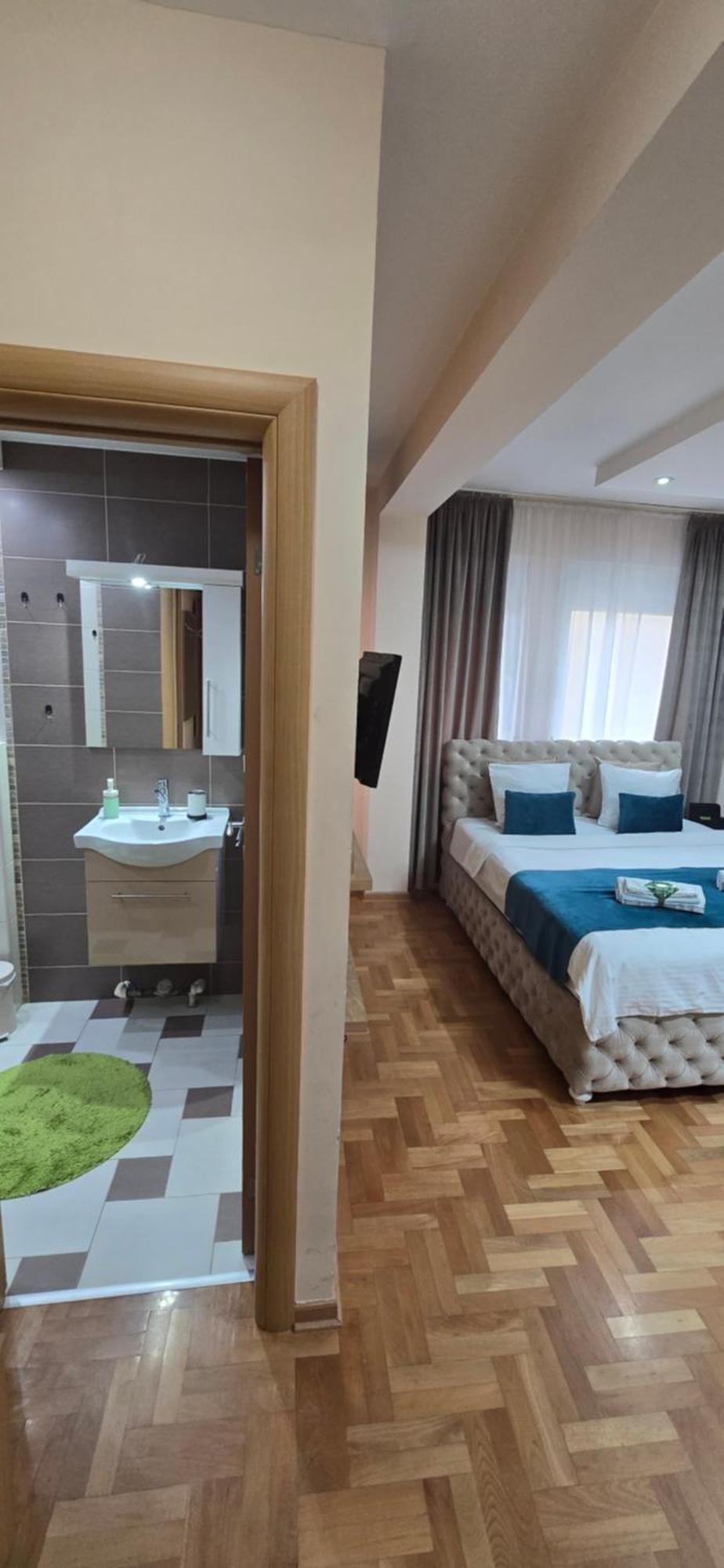 Design Apartment Business Lux 4 Star "Rio" Completely Business Lux Place In The City Center & Free Included Industry Optical Wifi & Netflix & Keyless Code Entry & Full Smart App & Kitchen & Washing Machine & Wide Terrace & Secure 2 Parking Place Ćuprija Екстериор снимка